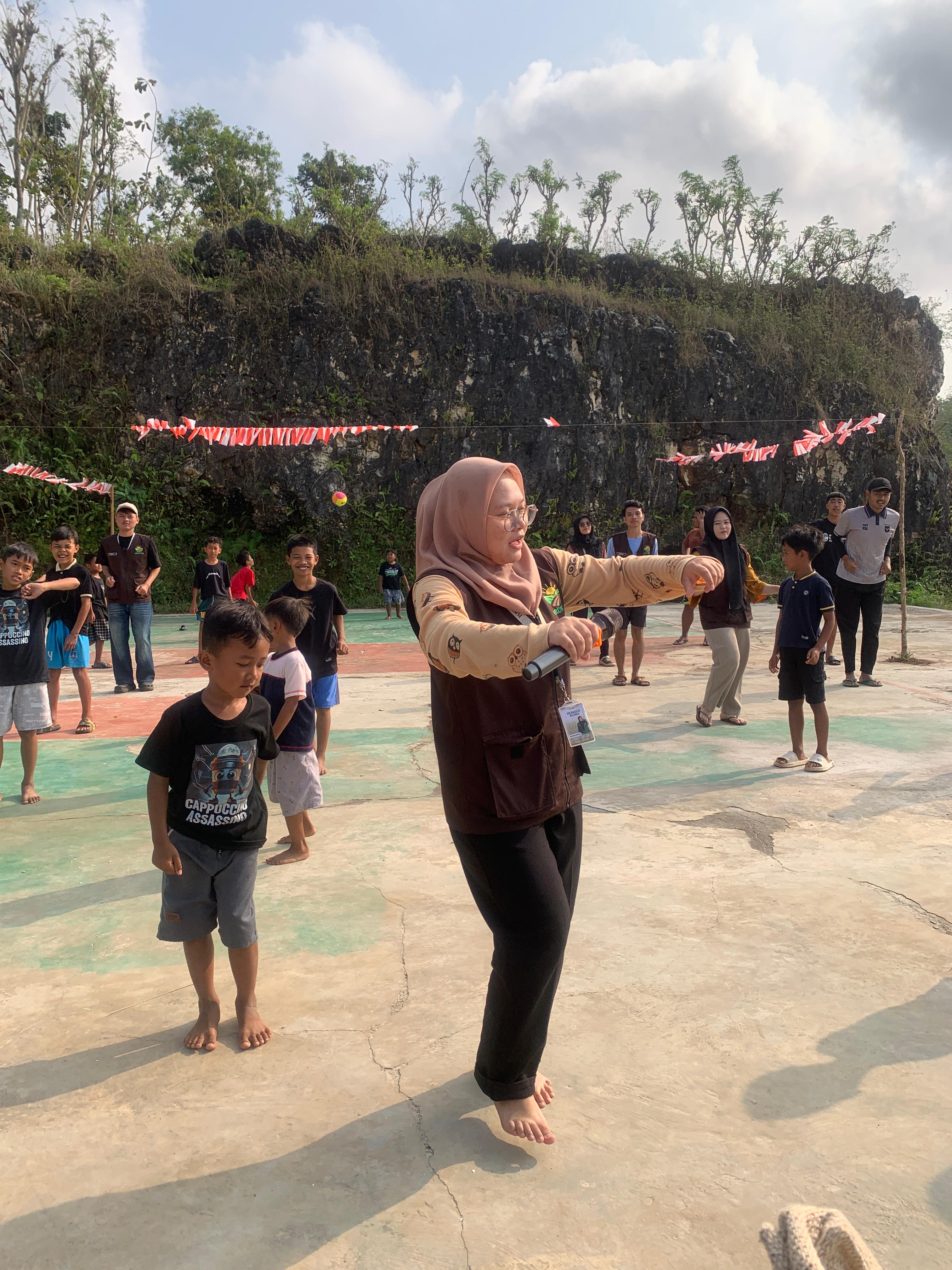 'Kegiatan Kami Minggu ' . 5