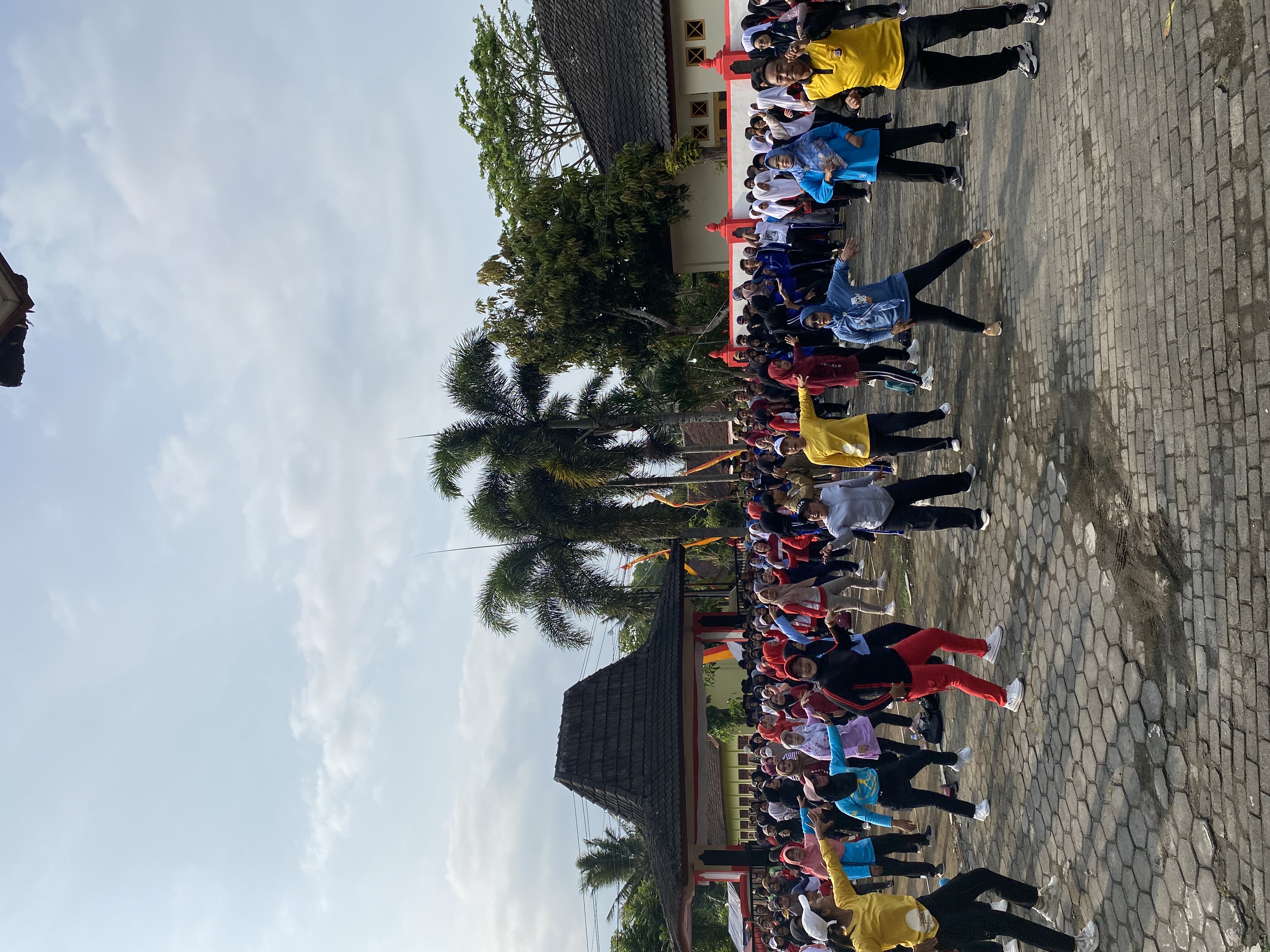 'Kegiatan Kami Minggu ' . 4