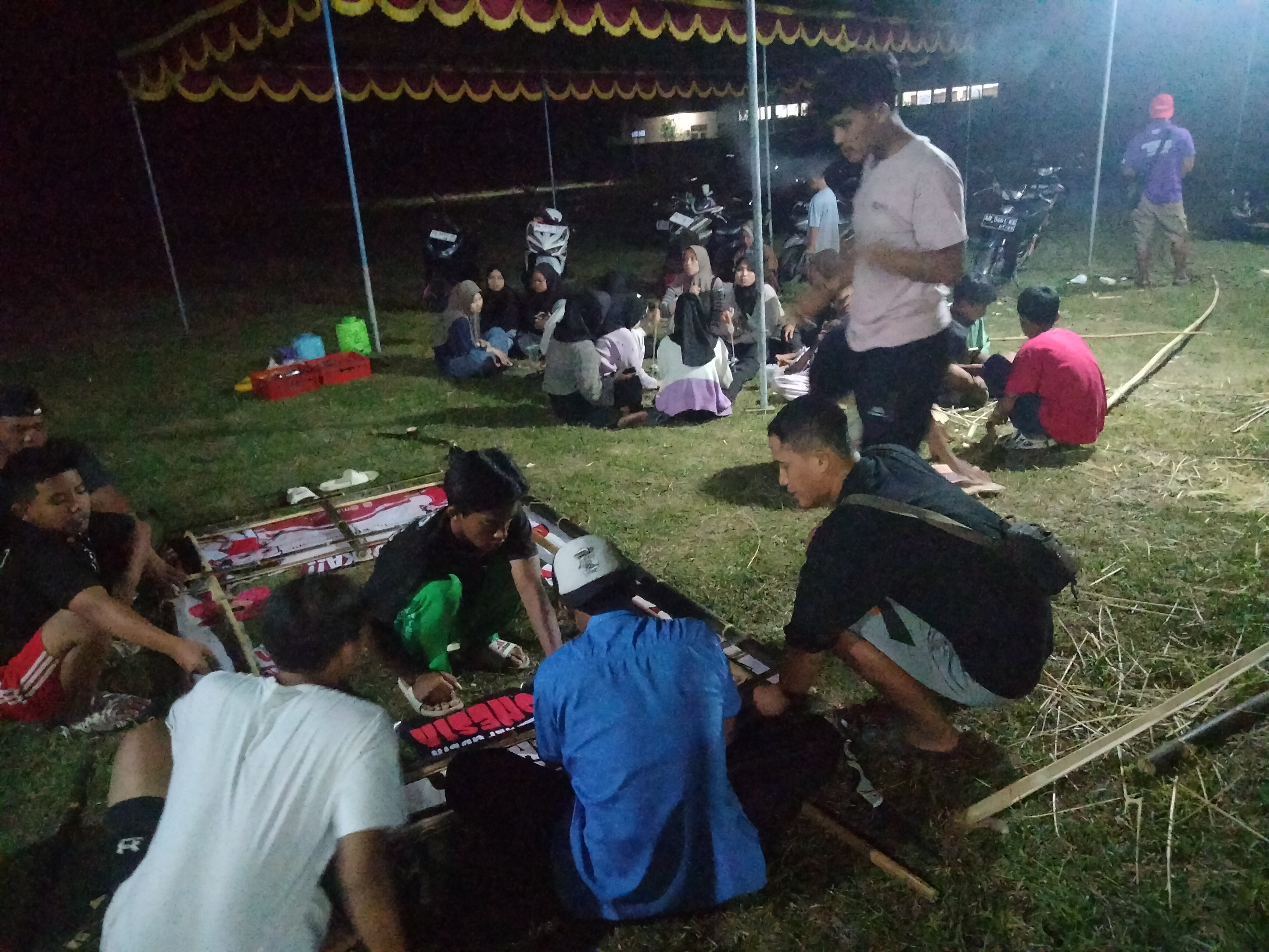 'Kegiatan Kami Minggu ' . 4