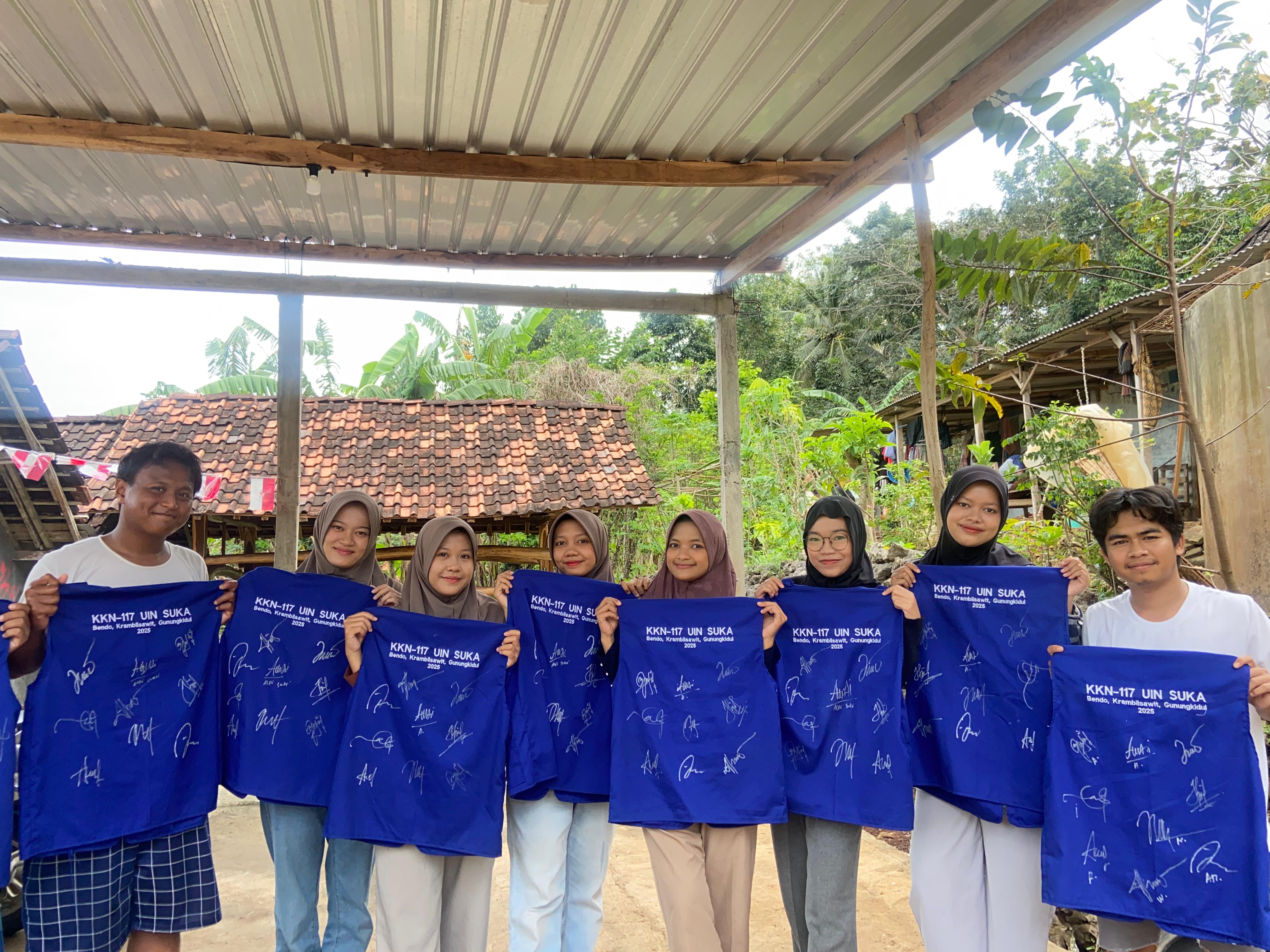 'Kegiatan Kami Minggu ' . 2